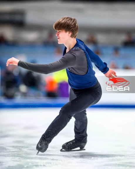 Ice Gallery Skates U.S.